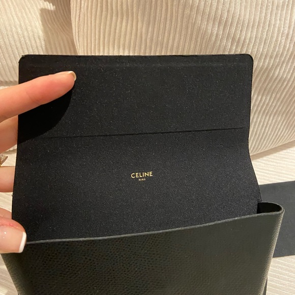 SOLD BNIB Authentic Celine Oversized Sunglasses 🕶️ 😎 - Picture 7 of 9